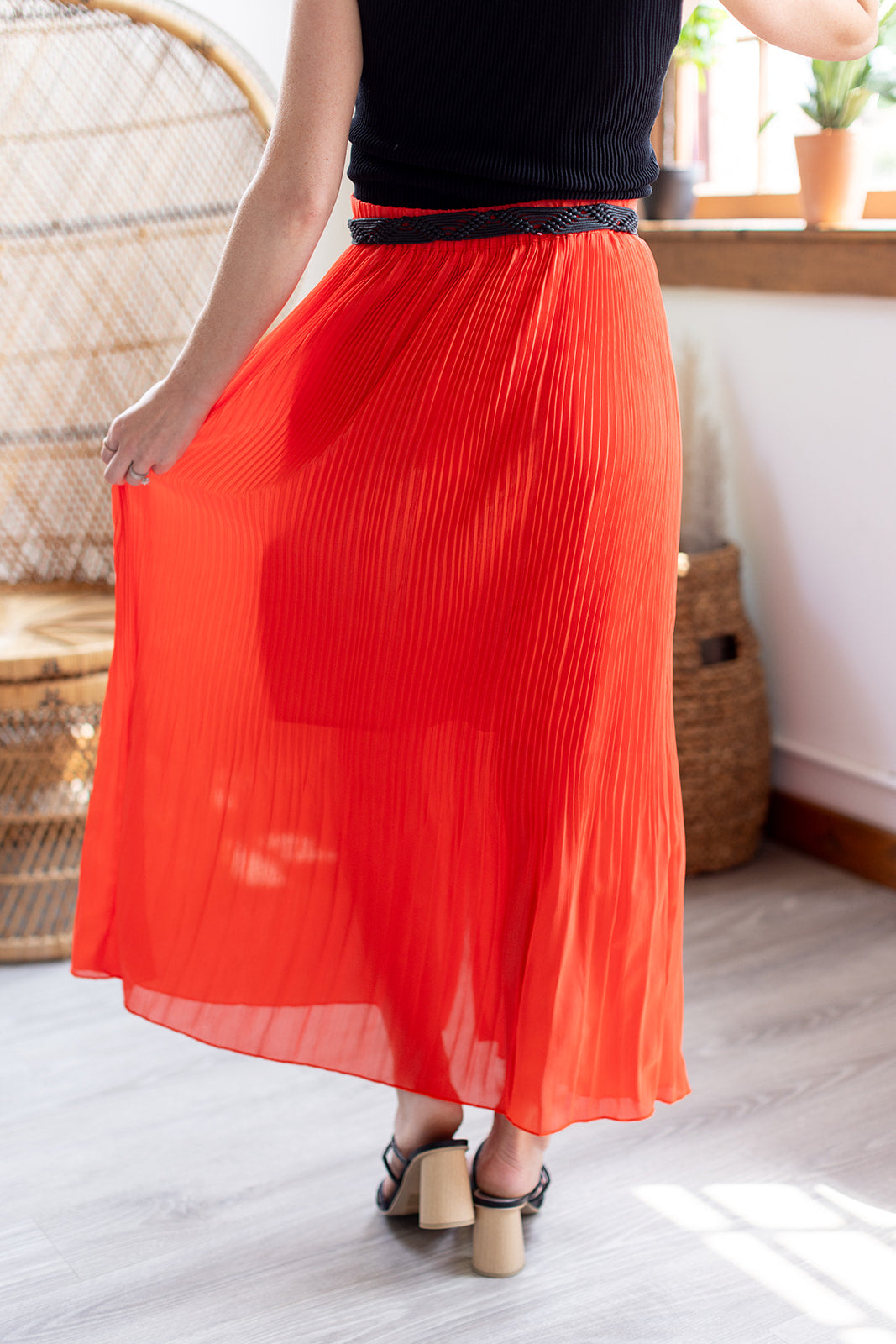 Worth The Callout Pleated Maxi Skirt - *1 LEFT*