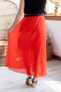 Worth The Callout Pleated Maxi Skirt - *1 LEFT*